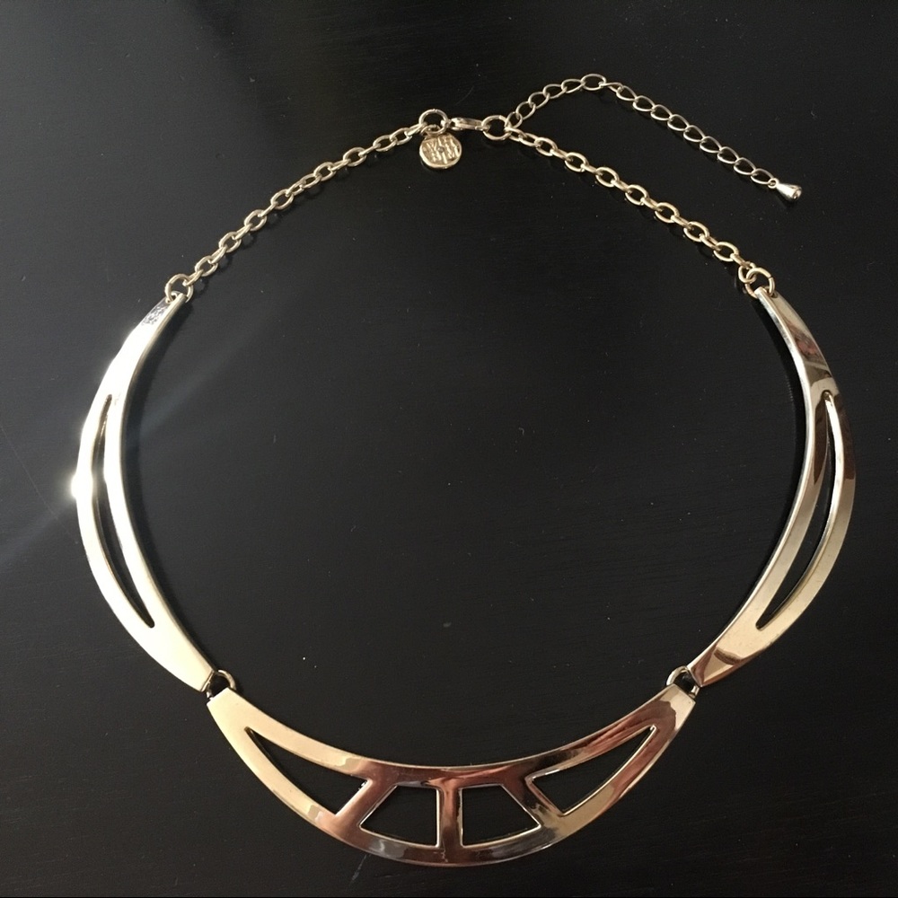 Gorgeous Gold Collar